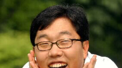 MB 취임식 참여한 김제동이 좌파?… 보수신문에 1억 기부하기도