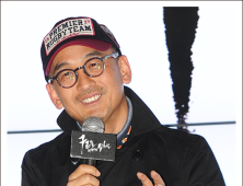 [쿠키 포토] 이준익 감독 “조금 떨려요~”