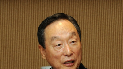 권노갑 민주당 신임 상임고문 “집권하려면 범야 후보 단일화해야”