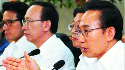 MB, 자리에 앉자마자 29분간 全부처에 노기어린 질타