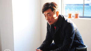 [쿠키人터뷰] 하정우 “베를린으로 큰 산 하나를 넘었다”