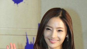 한채영, 결혼 6년 만에 임신…올해 엄마 된다