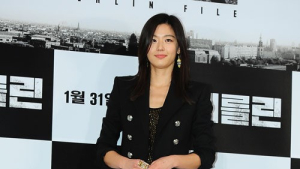 전지현, 데뷔 16년 만에 첫 주류모델 나서