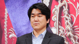 윤제문 “17살 연하 장경아와의 러브라인, 쑥쓰럽다”