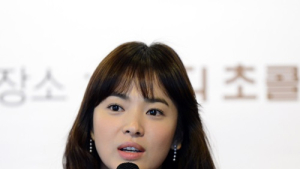 송혜교 “나도 ‘오수앓이’ 중…조인성과 작업 즐거워”