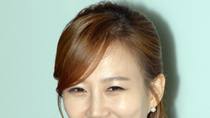 장윤정 측 “부모님 이혼 소송은 사실”…10년 번 돈도 모두 탕진