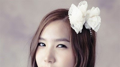 에이핑크 홍유경, 탈퇴 둘러싼 논란…자진 탈퇴 vs. 일방적 방출
