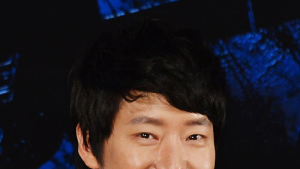 ‘더웹툰’ 엄기준 “이시영과 격투신 걱정 앞섰다”