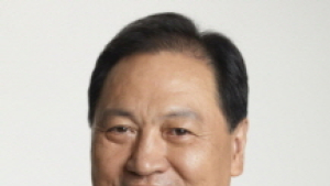 블랙야크 강태선 회장, 제주대 명예박사 수여