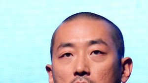 ‘대세’ 하정우, 삭발 모습 공개 ‘파격’