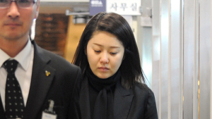 [쿠키 포토] 고현정, 침통한 표정으로 故 김종학 PD 빈소 방문