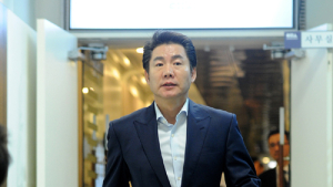 [쿠키 포토] 박상원, 김종학 PD 별세 소식에 한달음에 달려와