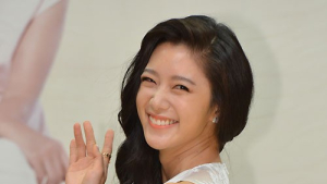 [친절한 쿡기자] ‘관심병’ 연예인 단순 셀카부터 노출까지…이들이 불편한 이유