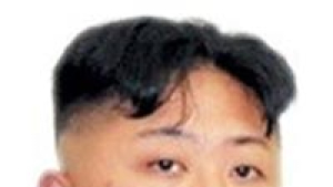 김정은의 눈물겨운 ‘축전 외교’…“이거라도 열심히 보내야지”