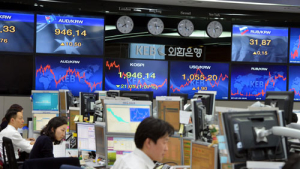 '전차 군단' 추락에 코스피 이틀 만에 65포인트 빠져
