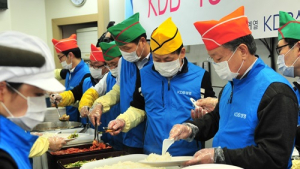 KDB생명, 노숙인 무료급식 ‘사랑의 밥퍼’ 행사 실시