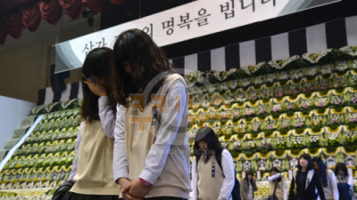 [세월호 침몰 참사] 우측 객실 썼던 우린 딱 3명만…9반·10반의 ‘눈물’