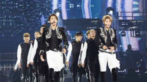 동방신기 일본에서 3년간 200만 관객..역대 신기록