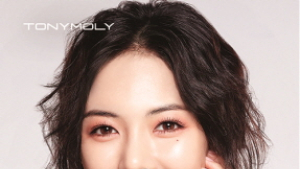 토니모리, 새로운 뮤즈로 현아 발탁