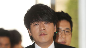 류시원, 부인 폭행·위치추적 ‘유죄’… 700만원 벌금 확정