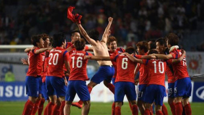 슈틸리케호 합격점…파라과이 꺾은 형님 축구대표팀
