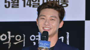 ‘악의 연대기’ 박서준 “첫 영화라 긴장… 저 지켜주실 거죠?”