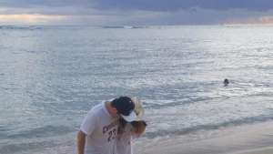 정형돈 무기한 활동 중단에 아내도 인스타그램 삭제… 결혼 6주년 기념 사진 회자