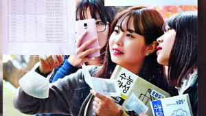 [친절한 쿡기자] 누구에게는 사고 파는 수험표… 누구에게는 정말 갖고 싶었던 수험표