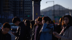 [어떻게 생각하세요] ‘서머타임’ 아시나요… “일하는 시간만 늘어나겠네” 빈축