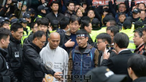 도법 스님 “한상균과 대화, 실력·역량 부족해 어려웠지만…”