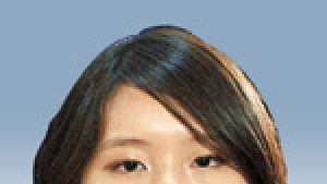최민정 중위, 母 노소영 보자 ‘활짝’…아덴만 파병 임무 마치고 돌아와