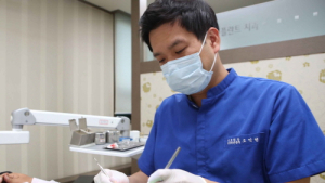 연말연휴 빠진 치아 빠르게 복원 가능하다면?