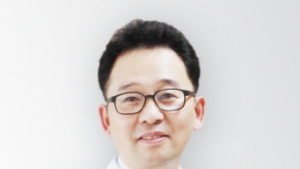서울대치과병원 “임영준 교수, 국산 임플란트 세계 알려”