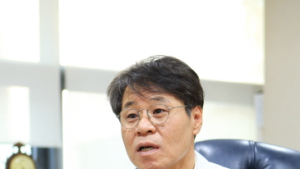 “술 마셨을 때 행복한 사람일수록 알코올 의존 높아져”