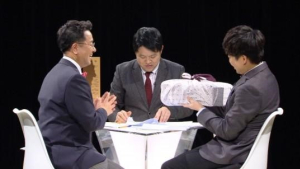 이철희·이준석 ‘썰전’ 하차하고 총선 나가나… 7일 마지막 방송