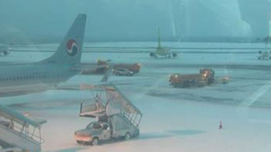 제주공항, 중단 후 첫 항공기 이륙했다…“25일 오후 2시45분 이스타항공 ZE236”