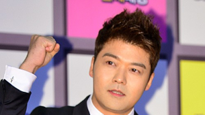 갑자기 결근한 전현무… “빨리 회복” DJ 대타 문천식