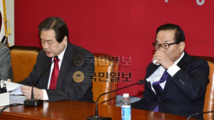 면전서 집중포화 맞은 ‘무성대장’…“자기가 권력자면서 ‘피해자 코스프레’, 소인배 같아”
