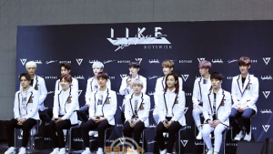 세븐틴 우지 “어제 공연은 너무 긴장하고 흥분했다… 오늘은 좀 진정하고파”