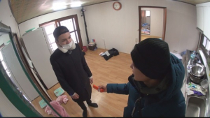 세븐틴, 의리 검증 몰래카메라… “무인도서 초콜릿 바 때문에 멤버들 버렸다?”