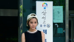강정호-티아라 효민 3개월째 열애… “시구로 인연, 올해 1월부터 연인 됐다”