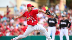 [친절한 쿡기자] 씩 웃은 오승환 VS 눈짓한 박병호… 오승환 MLB 시범경기 첫 삼진 잡아내
