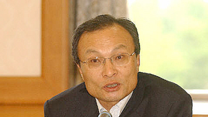 이해찬 “김종인, 정치 그렇게 하는 거 아냐…무소속 출마 하겠다”