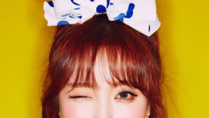홍진영, 두 번째 미니앨범 ‘화양연화’ 티저 공개… 비타민 같은 ‘엄지걸’로 변신