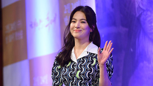 ‘송중기와 열애설’ 보다 ‘재벌 스폰서’ 찌라시에 분노한 송혜교