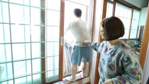 ‘님과 함께2’ 김숙, 화장품 CF 기념 윤정수에 “백 사줄까?”