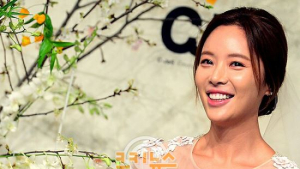 황정음, 결혼 후 초고속 복귀… ‘운빨로맨스’ 출연 확정