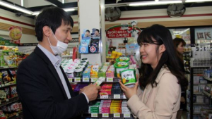 황사철, 목캔디 판매량 증가