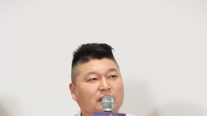 ‘아는형님’ 강호동 “김영철? 잘 하는 건 많은데 특별히 잘 하는 건 없다”