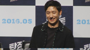 [쿠키영상] '탐정 홍길동' 이제훈 “무전기 사용 장면 있어 깜짝”...‘시그널 시즌2 나왔으면’